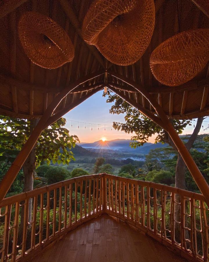 Bird Hills Bamboo House Villa Karangasem Buitenkant foto