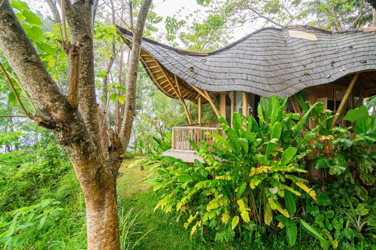 Bird Hills Bamboo House Villa Karangasem Buitenkant foto